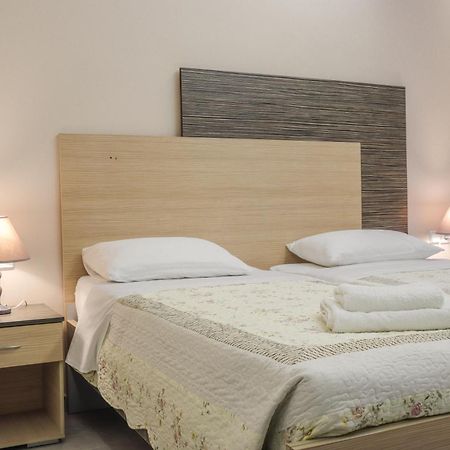 Delfini Beach Hotel & Suites Archangelos  Eksteriør billede