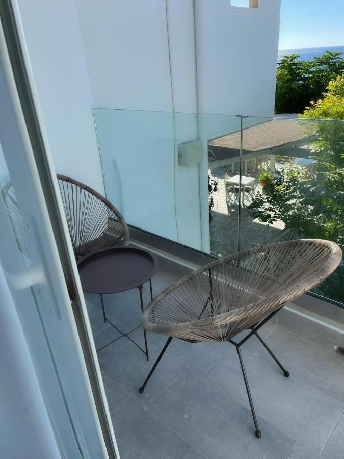 Delfini Beach Hotel & Suites Archangelos  Eksteriør billede